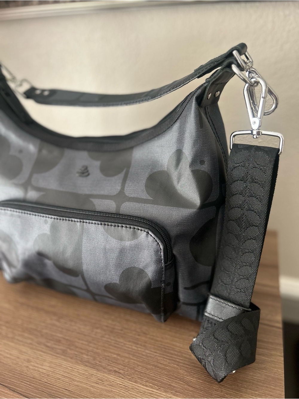 Orla Kiely coated cotton double strap hobo bag crossbody in elephant maze print - Picture 2 of 12